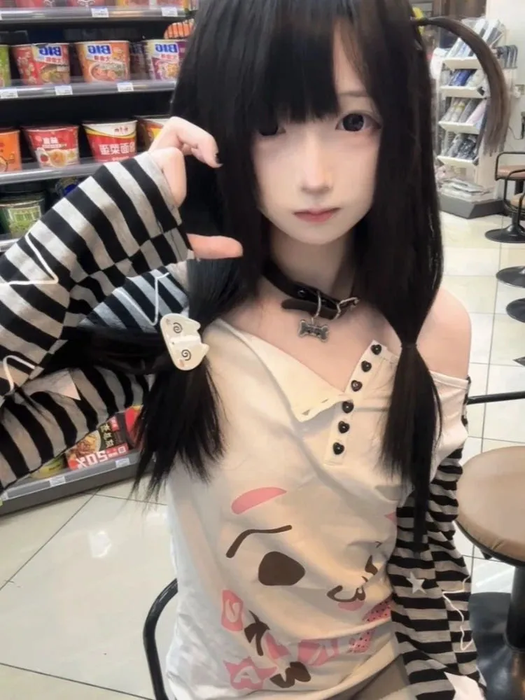 Kawaii Patchwork Hoodie mit süßem Cartoon-Print im Striped-Desig