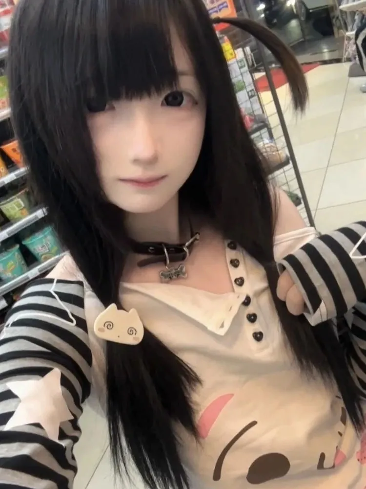 Kawaii Patchwork Hoodie mit süßem Cartoon-Print im Striped-Desig