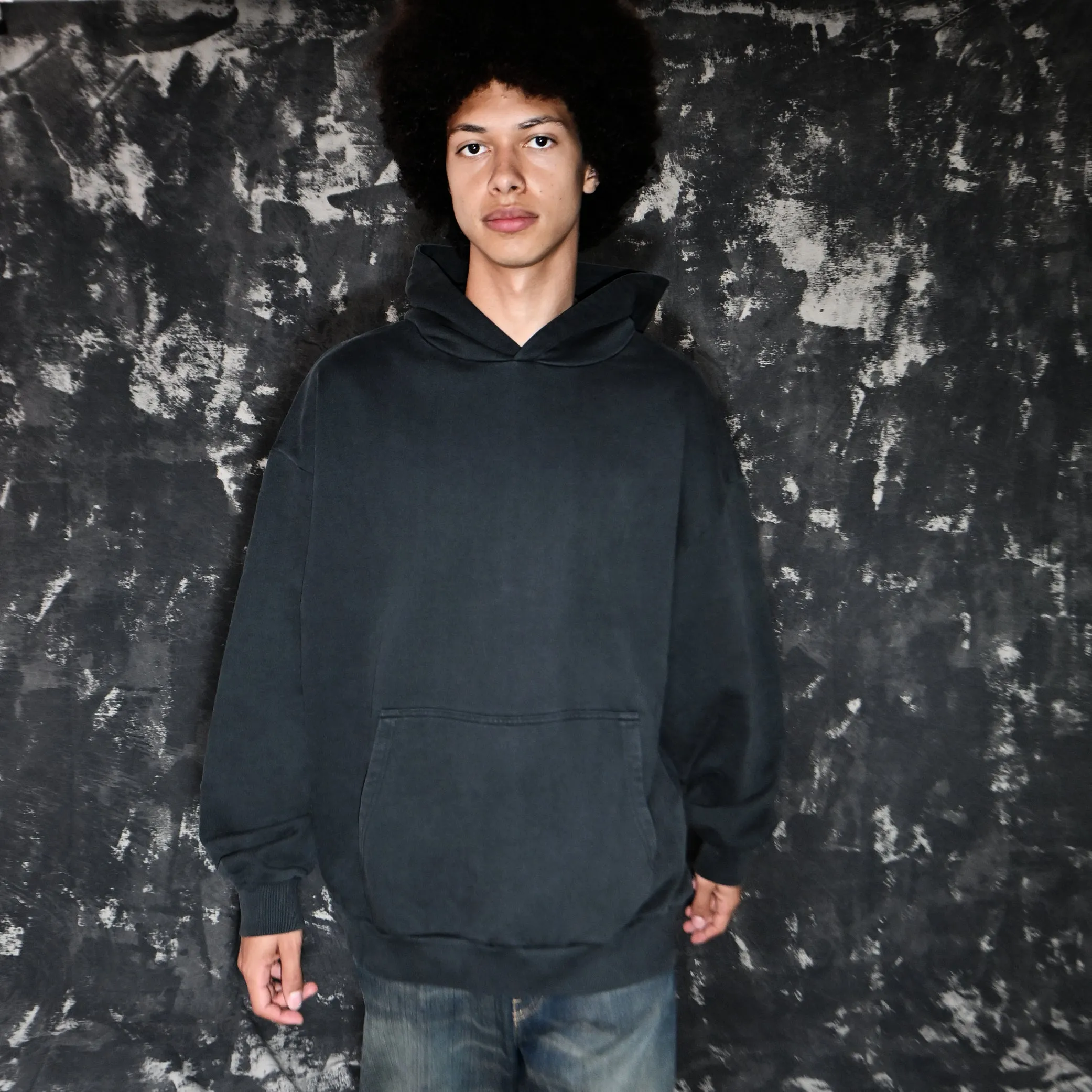 SCHWARZ VERWASCHEN - OVERSIZED HOODIE
