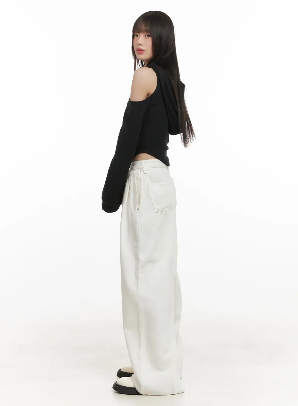 Shoulder Cut-Out Cropped Hoodie CD430